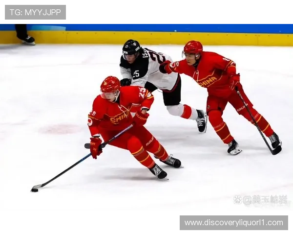 （哈尔滨亚冬会）中国香港冰球青年的“冰雪奇缘”2025-02-06.