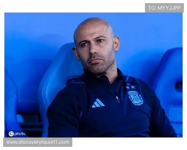 马斯切拉诺因个人原因辞去迈阿密国际主帅